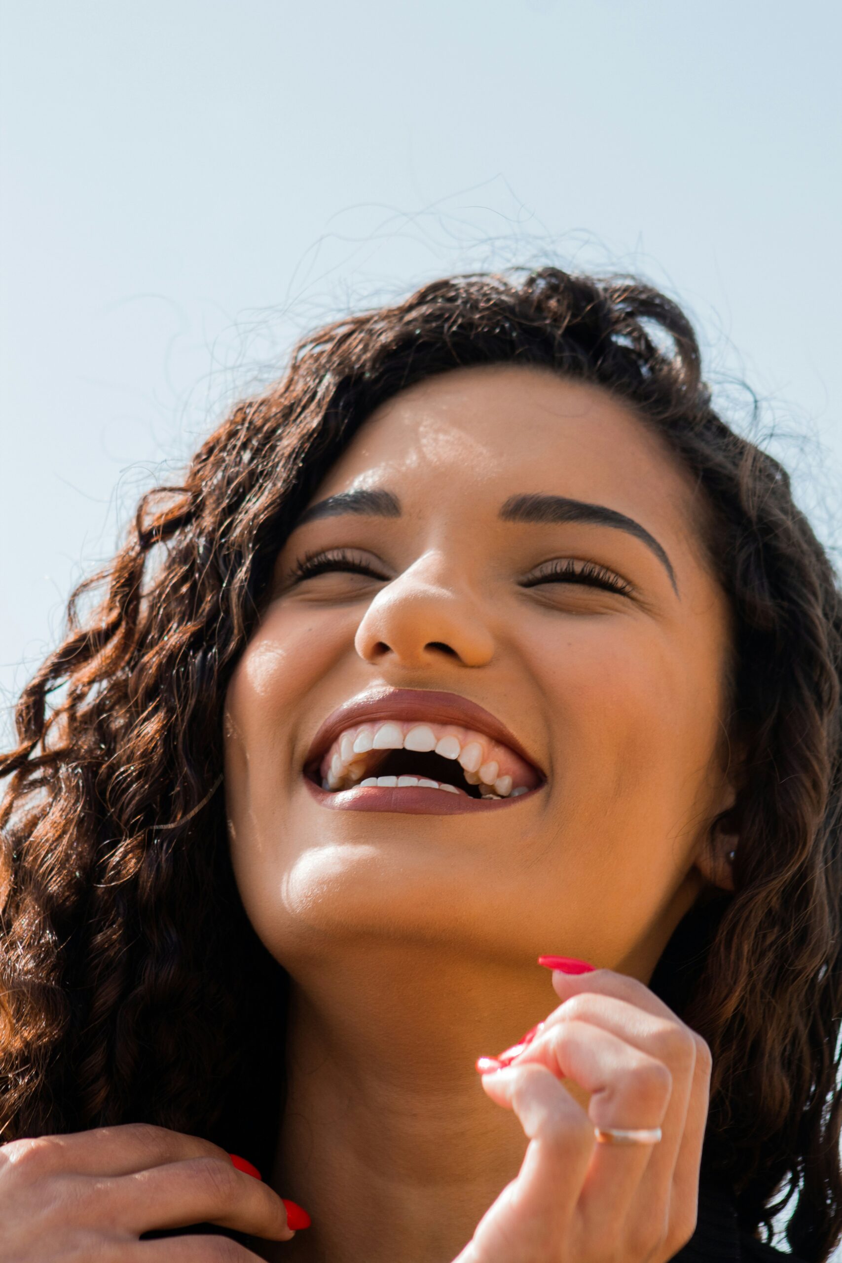 Cosmetic bonding for chipped teeth