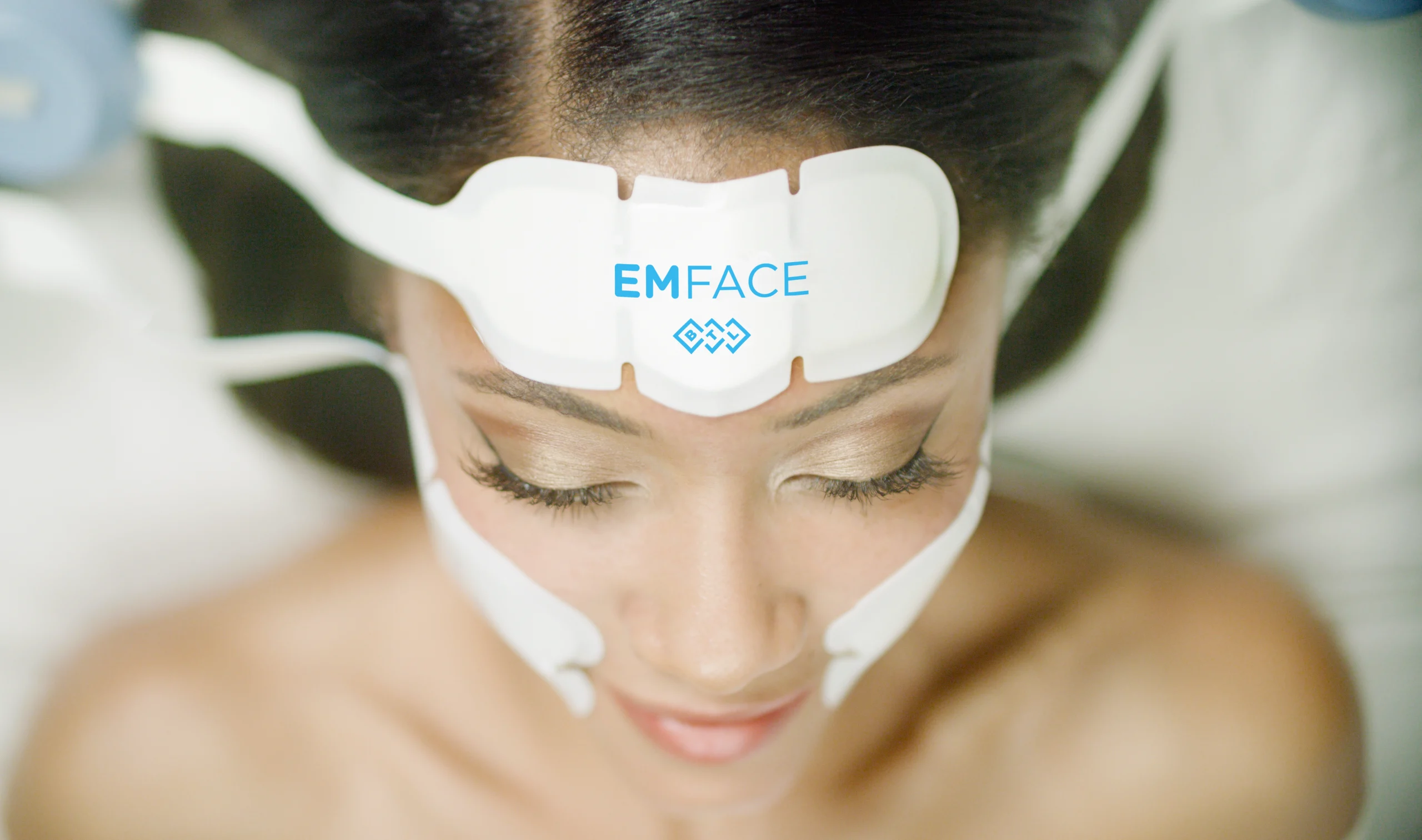 Emface_PIC_A009-C004_ENUS100